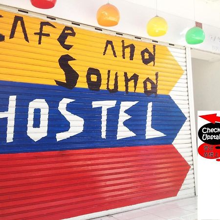 Safe And Sound Hostel Chiang Mai Exterior foto