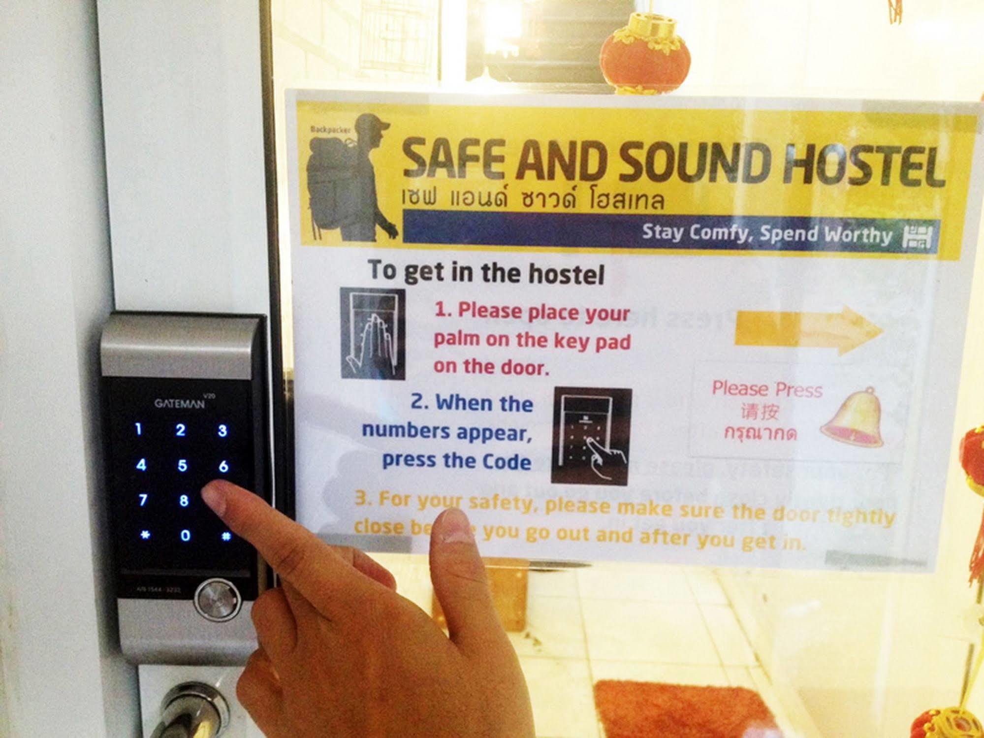 Safe And Sound Hostel Chiang Mai Exterior foto